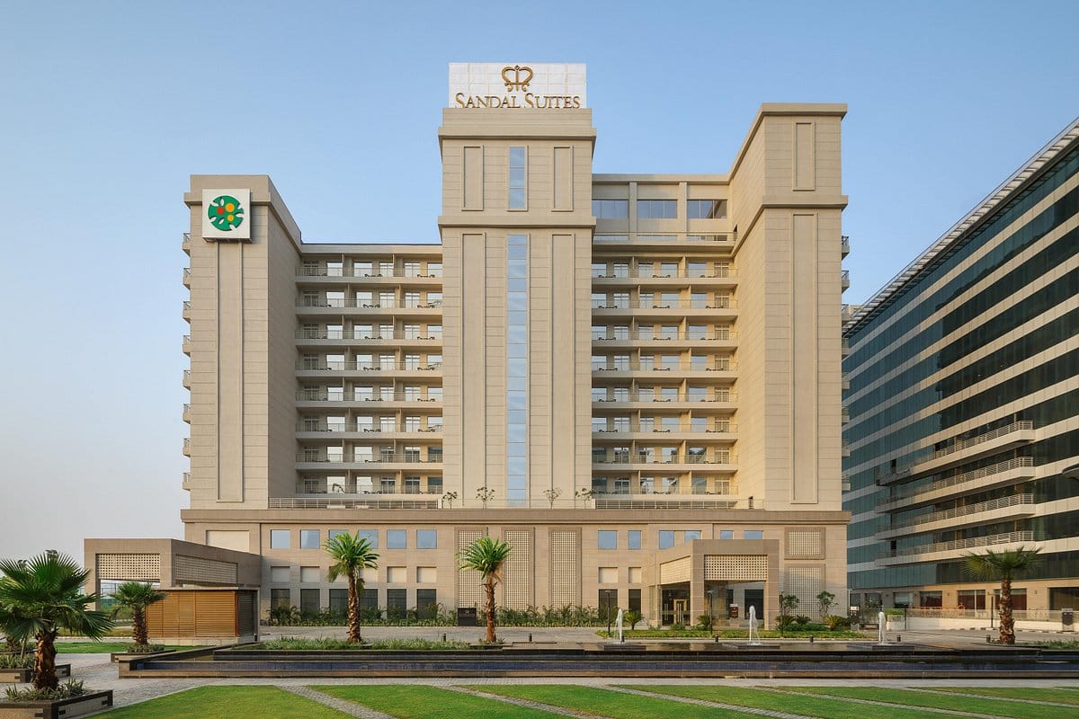 Sandal Suites